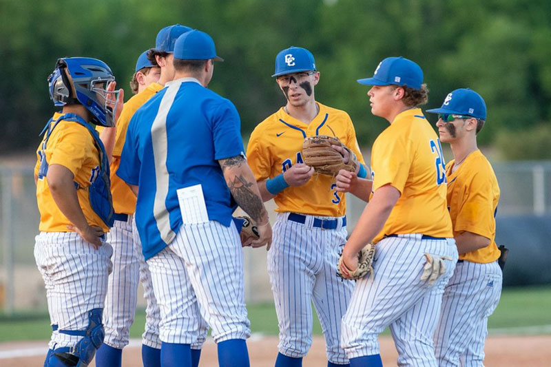 Sports-Team-Charter-Bus-Oak-Creek-WI